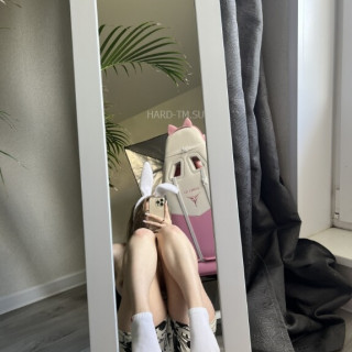 polina_li-252