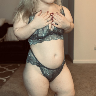 cassandramaechild-Cassandra-Mae-Davis_2316x3088_e0b02dac20e3bccfb8da22b499b4b24a