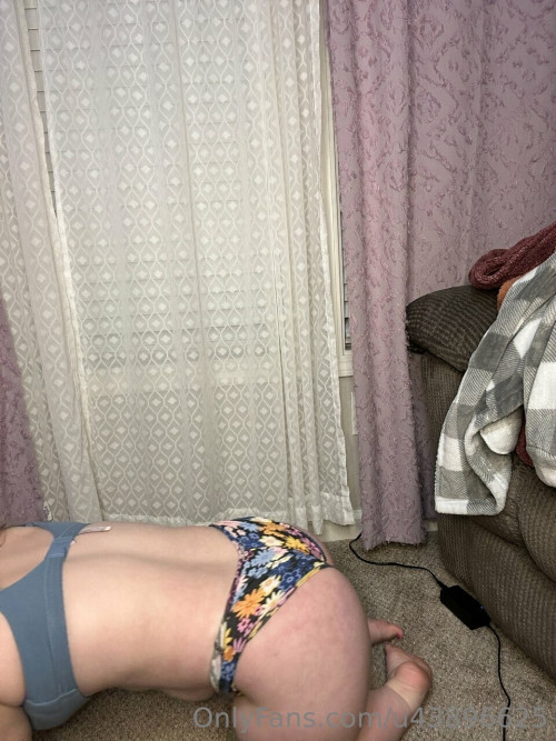 cassandramaechild-Cassandra-Mae-Davis_CMC_960x1280_e39e951c90910b29e169e412117f4449-VyXmBIh6.jpg