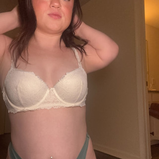 cassandramaechild-Cassandra-Mae-Davis_Cassandra_1536x2048_5f8977303b01298c23728be034a959be-CN7a4agR